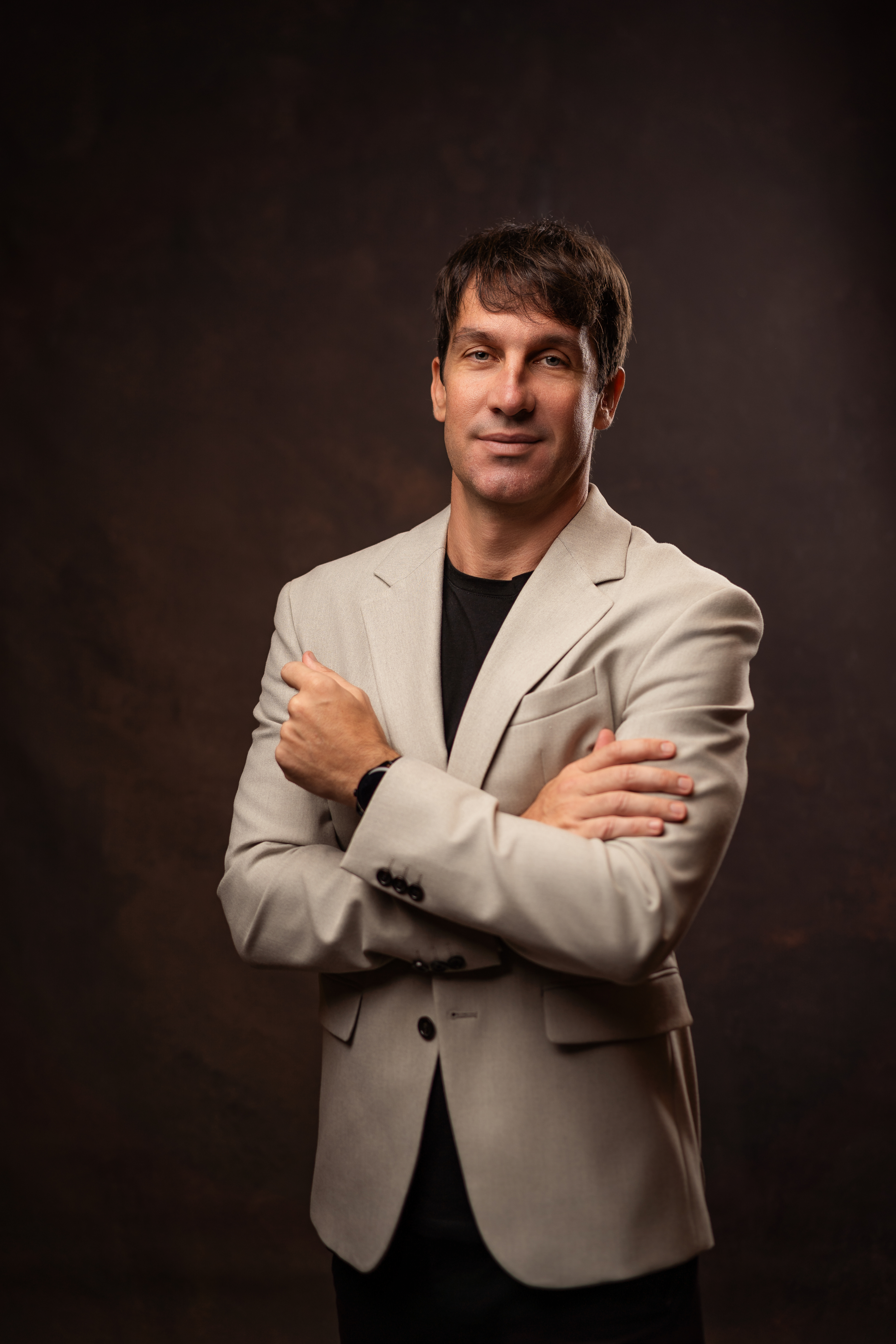 Dr. Leonardo Severo em retrato de estúdio